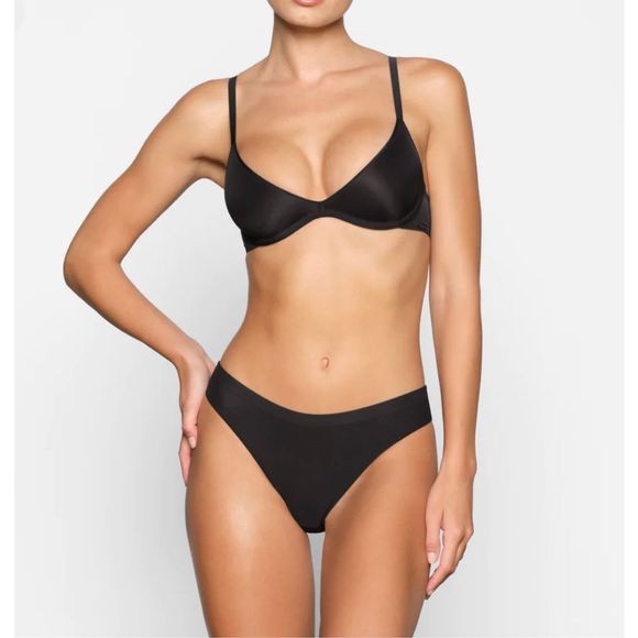 SKIMS Other - SKIMS Weightless Scoop Bra Onyx Size 36D